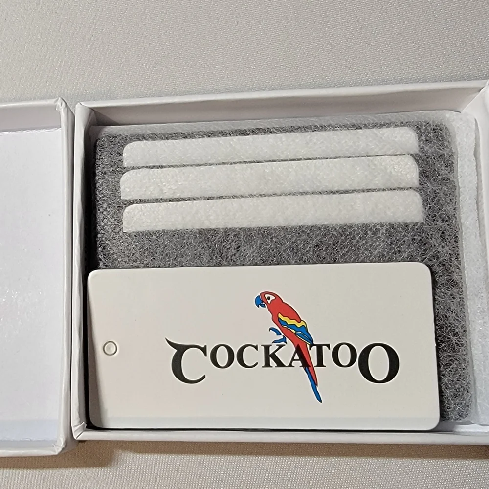 Cockatoo leather card