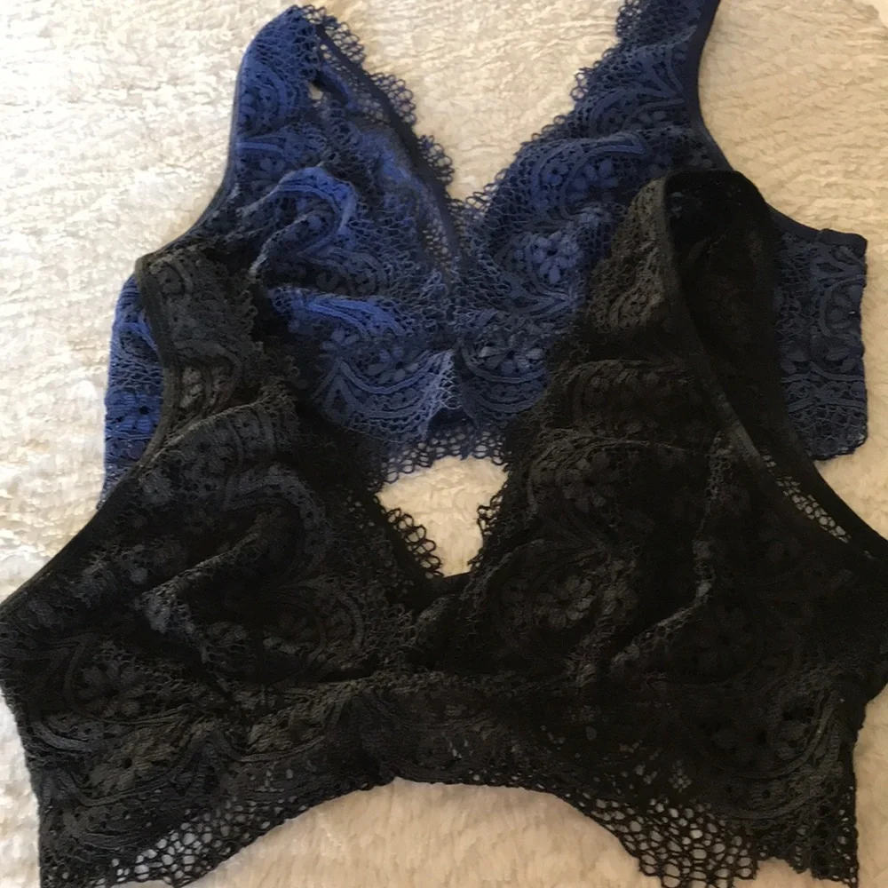 Victoria‎ secret Two cute bralettes