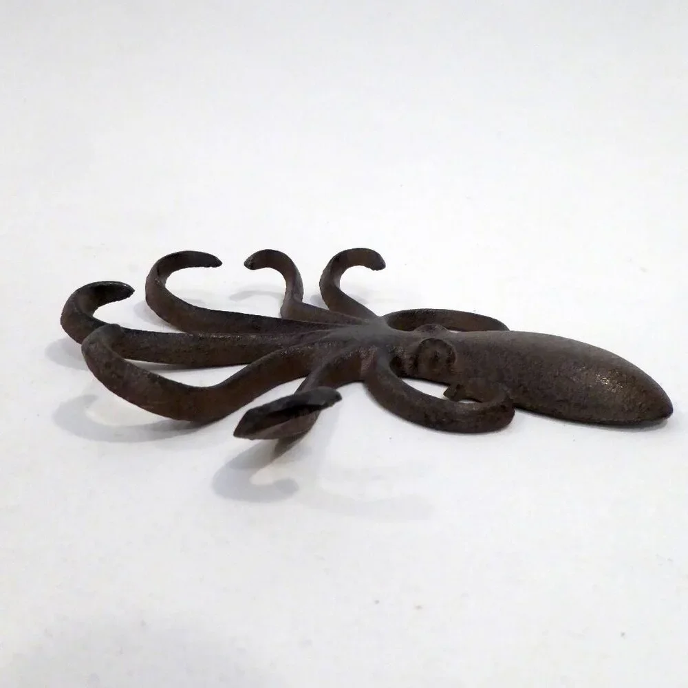 NEW 7” CAST IRON RUSTIC BROWN NAUTICAL SEA OCTOPUS WALL COAT TOWEL HOOK