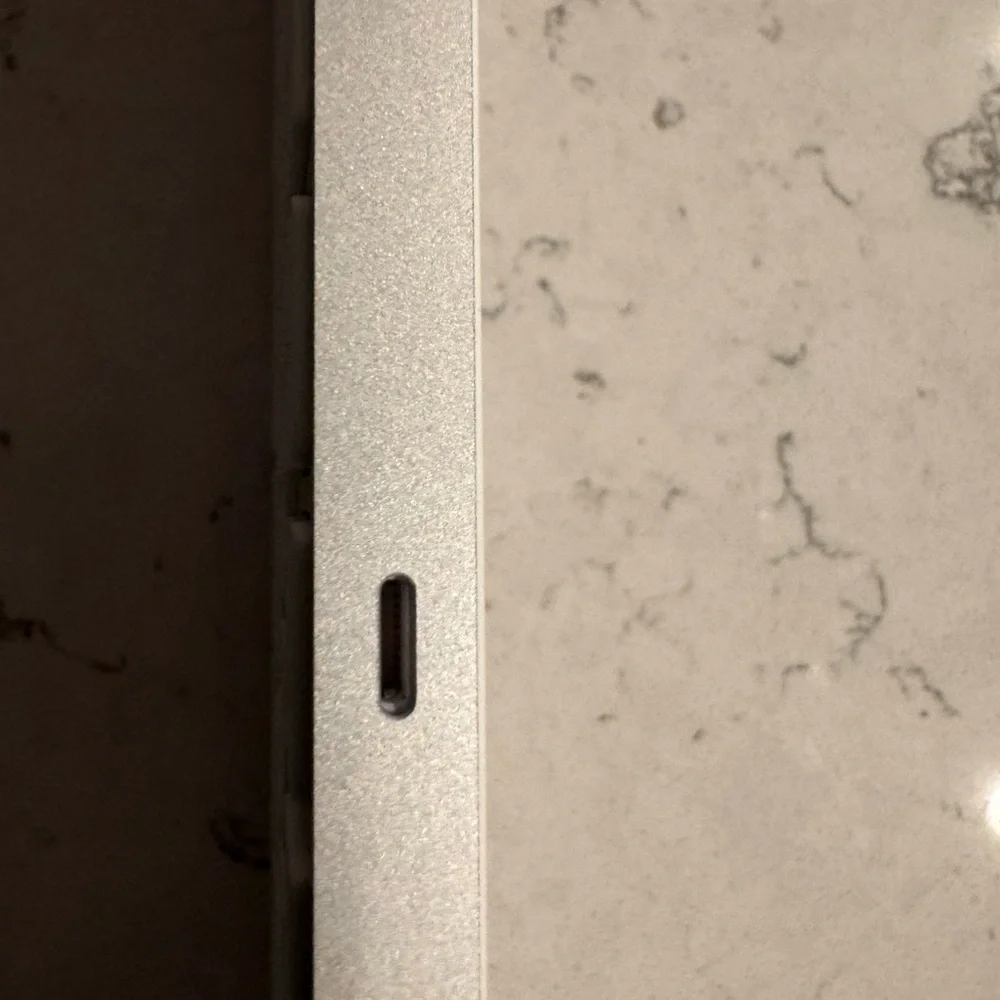 Apple sleek wireless