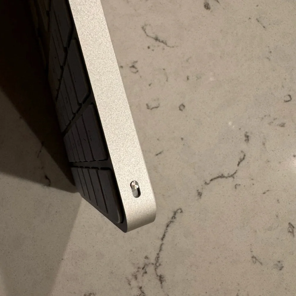 Apple sleek wireless
