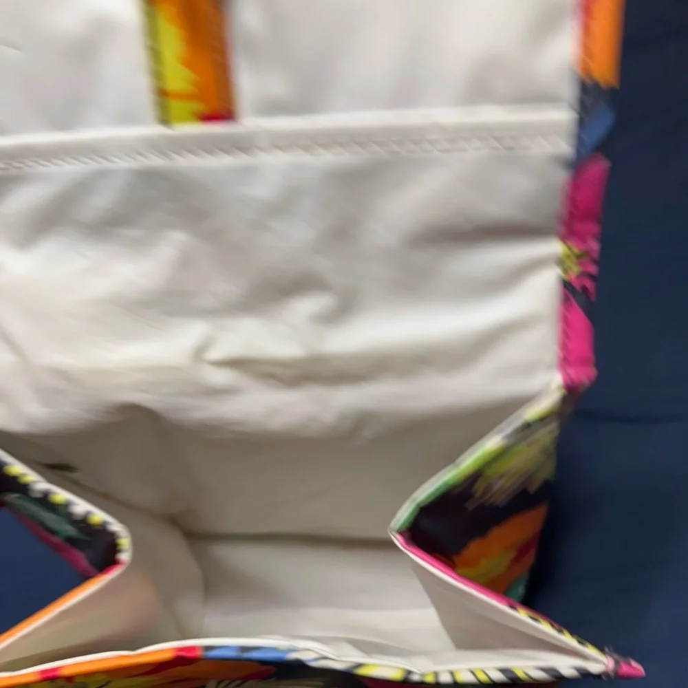 Vera Bradley vibrant floral