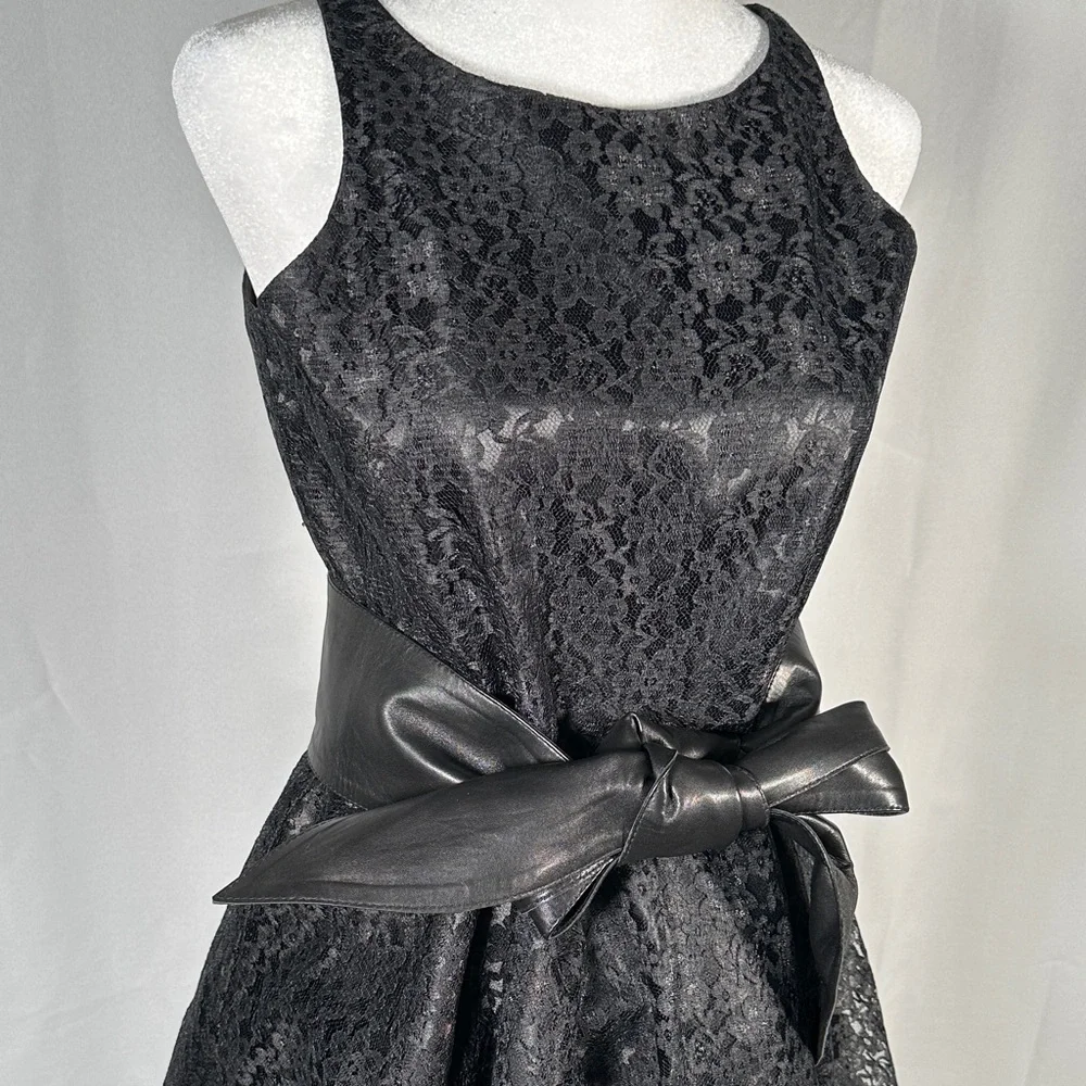 Good Girls USA Elegant Black Lace Dress