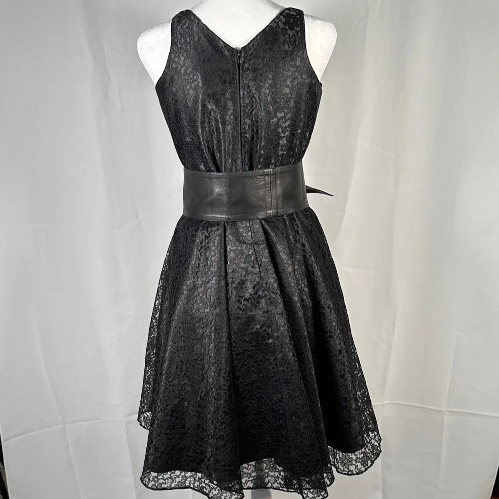 Good Girls USA Elegant Black Lace Dress