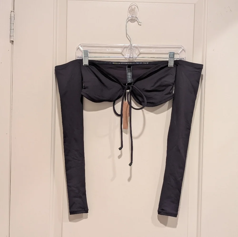 SKIMS stylish black