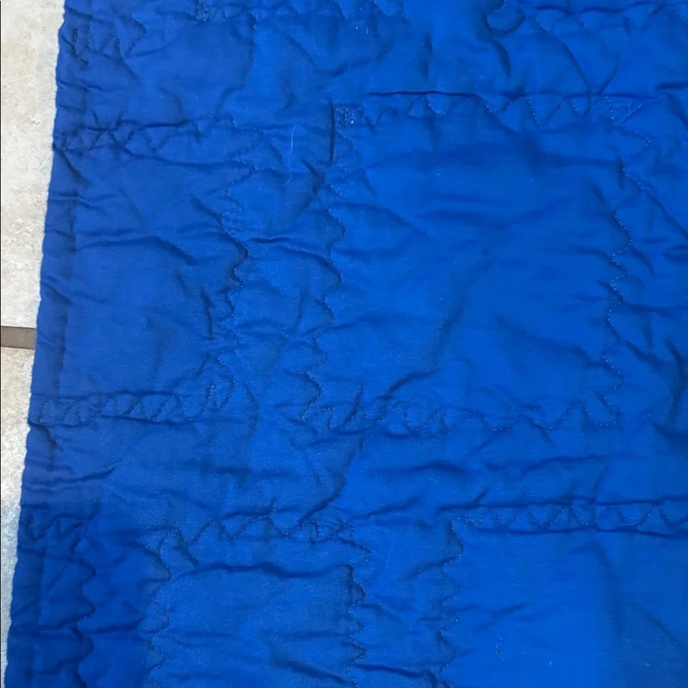 Festive Blue Snowman Holiday Quilt