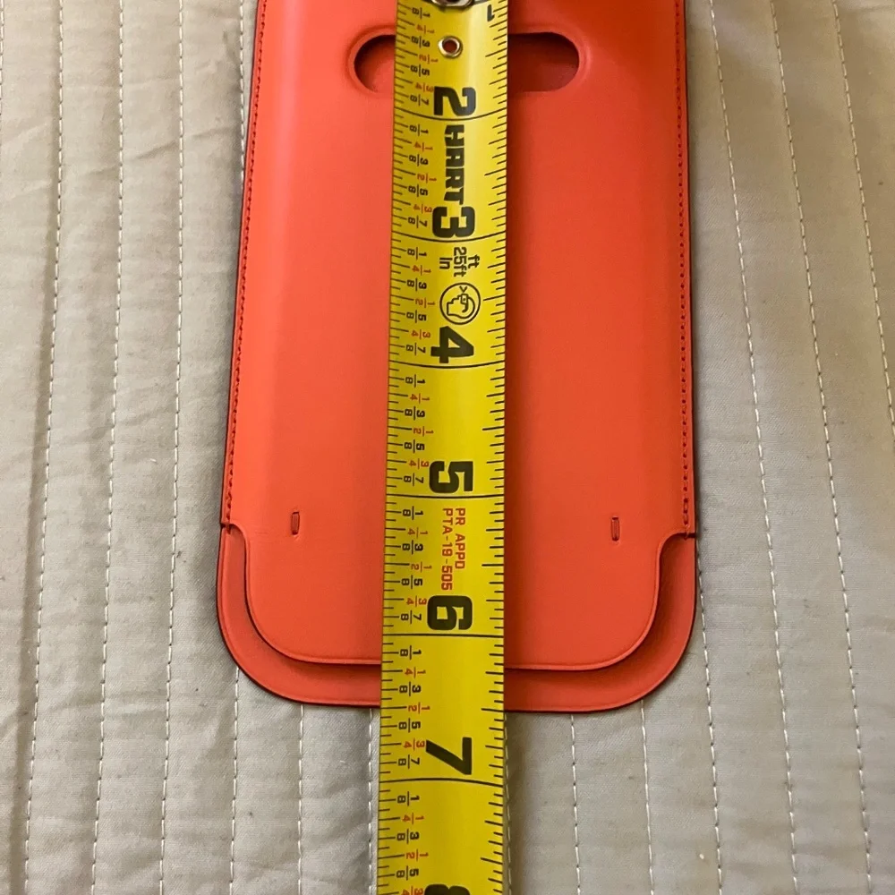 Apple iPhone Leather Sleeve With Magsafe Pink Citrus
