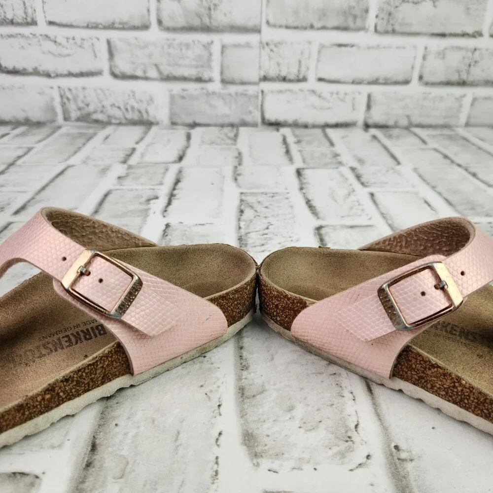 Birkenstock gizeh sandals