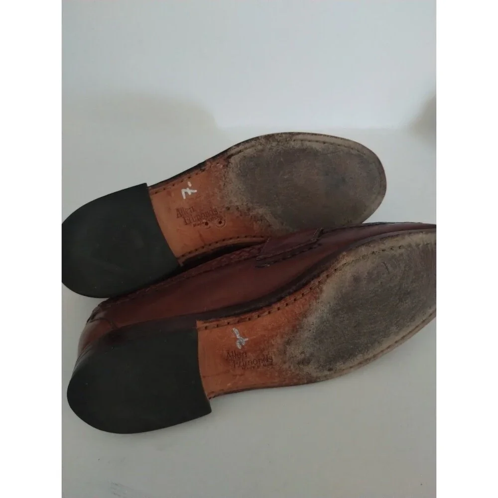 Allen Edmonds very good