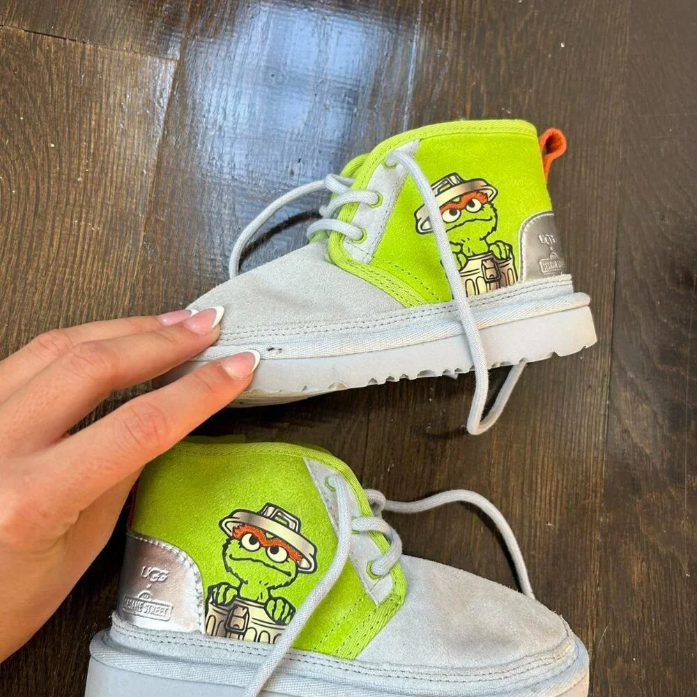 UGG green white