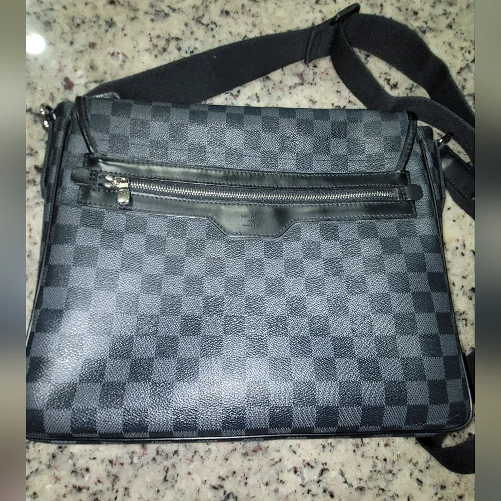 Louis Vuitton louis vuitton