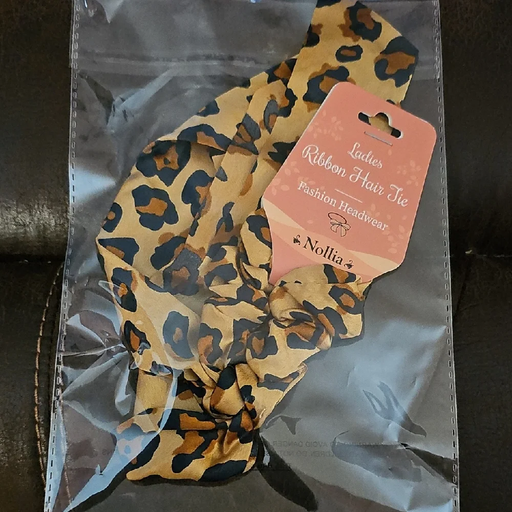 Cheetah Print Hair Scrunchie