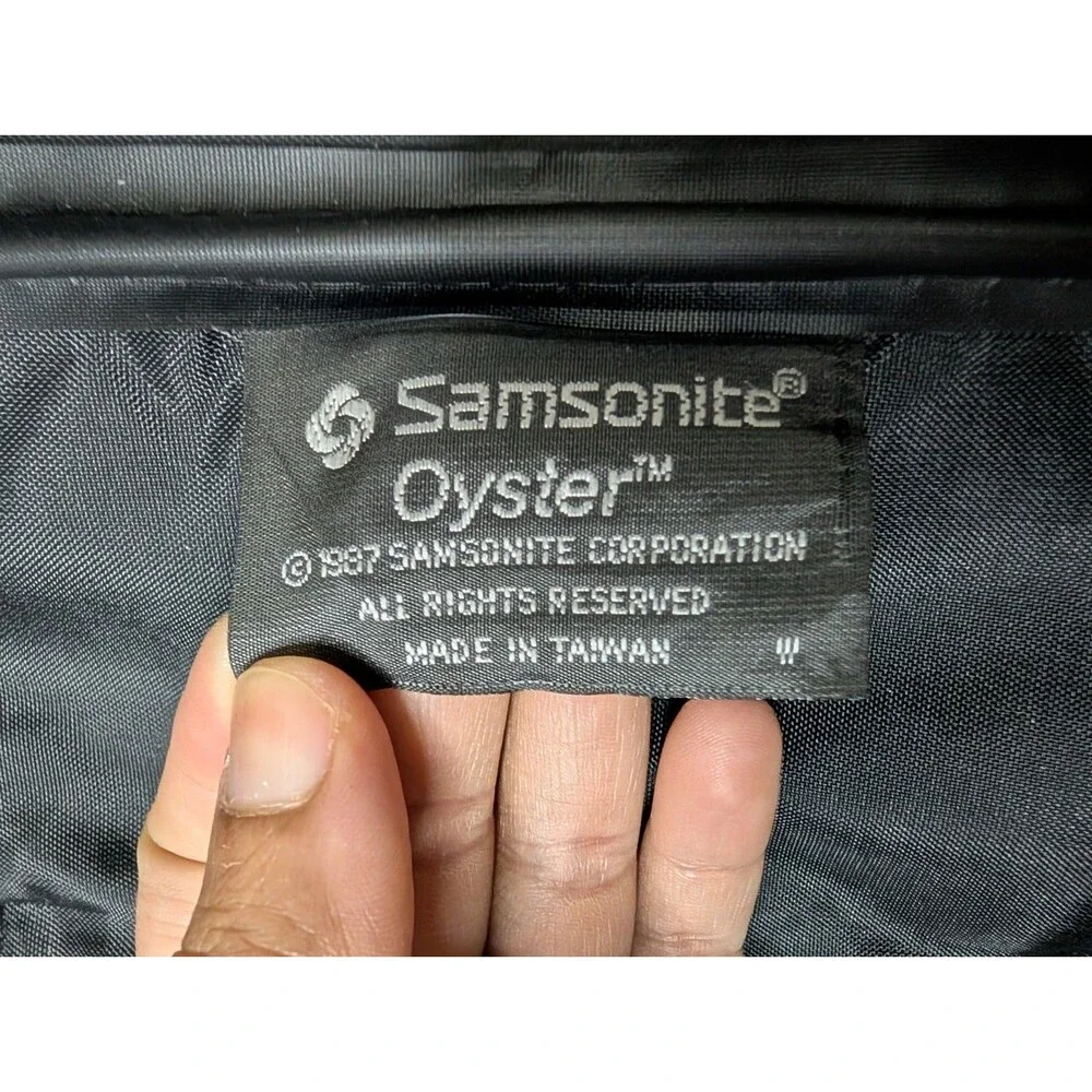 Samsonite this vintage