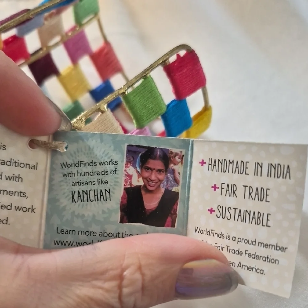 world finds bracelet colorful nwt