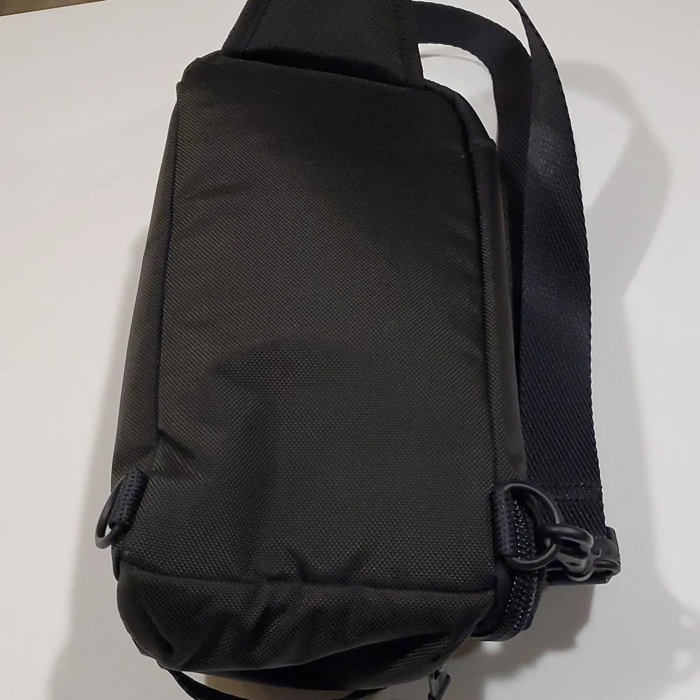 Tumi new minimal