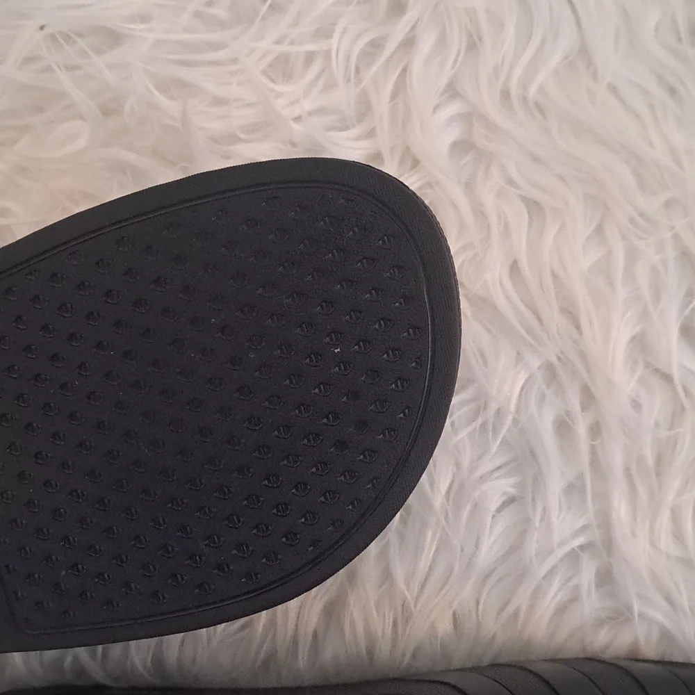 adidas ●new ●size