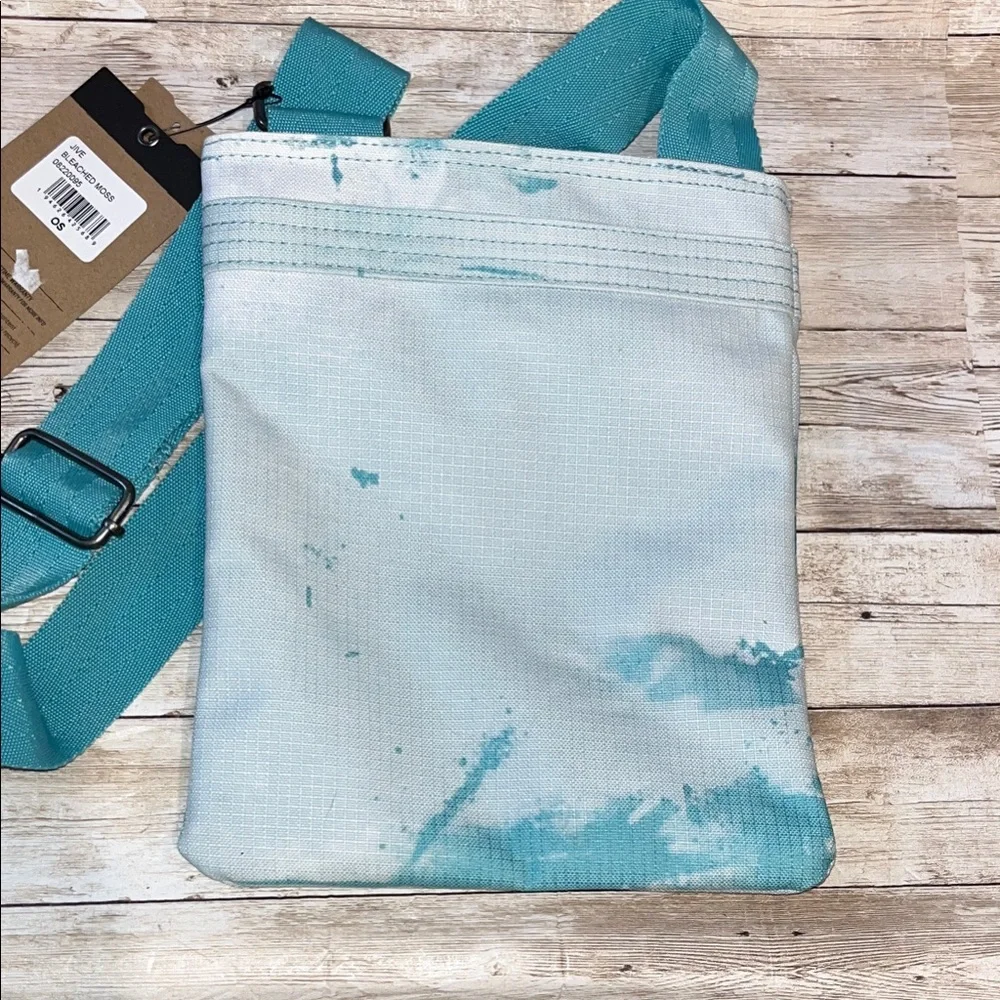 Dakine messenger bag