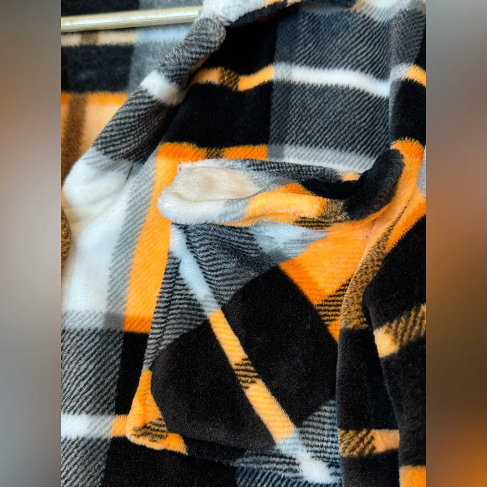 Louis Liliya stylish plaid