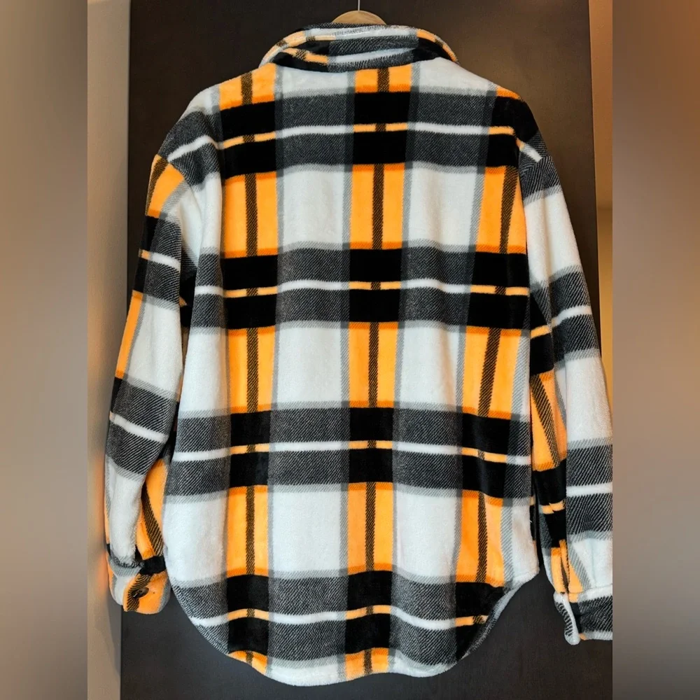 Louis Liliya stylish plaid