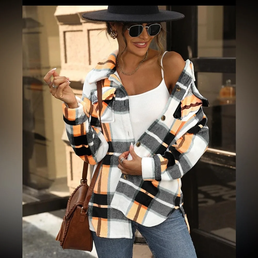 Louis Liliya stylish plaid