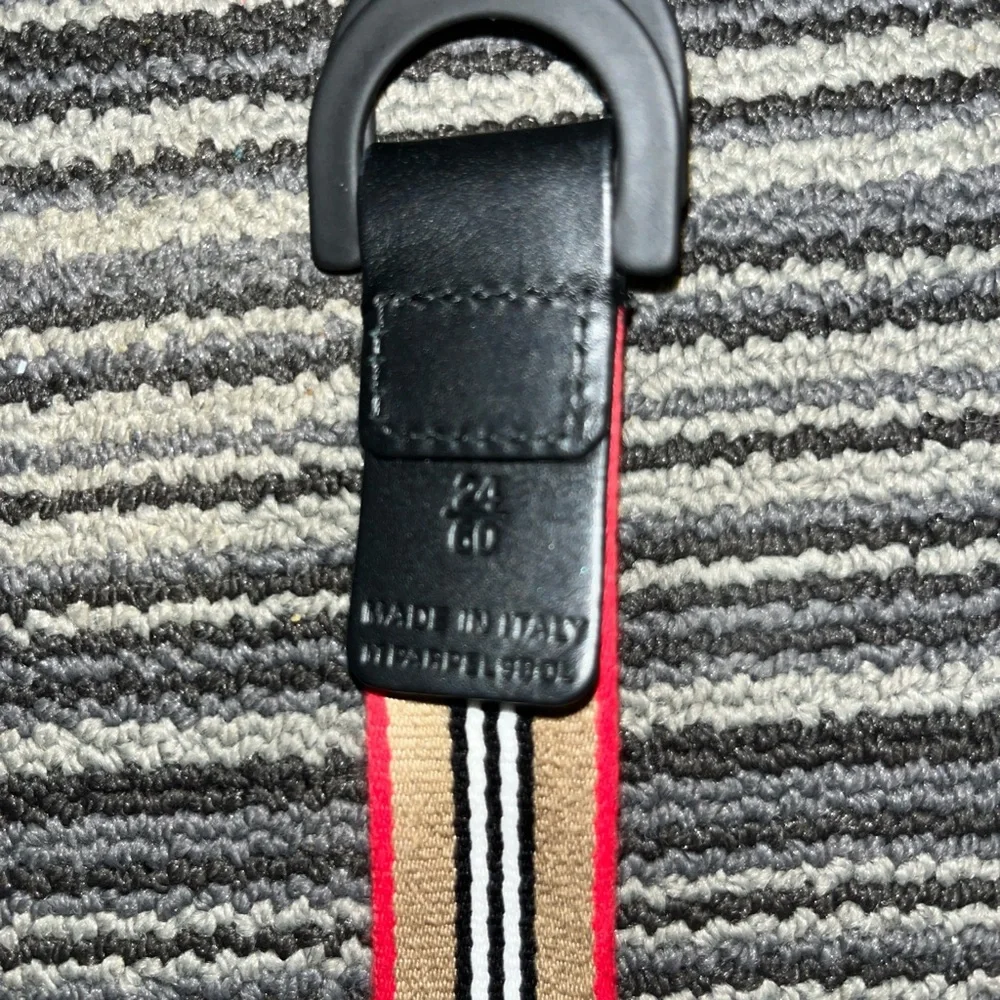 Burberry kids belt