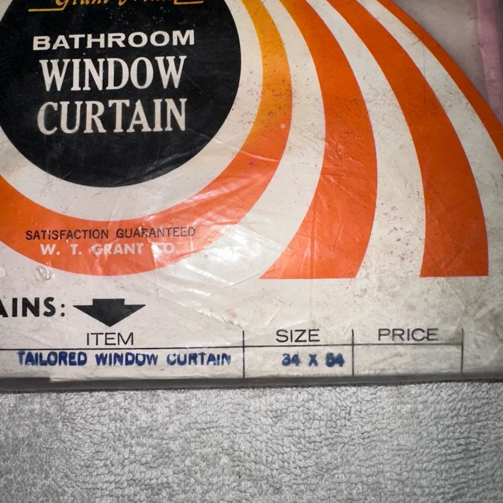 W T Grant Co white package new
