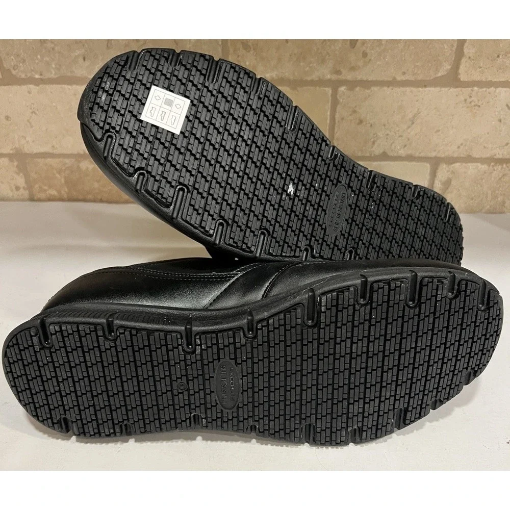 Skechers product pair
