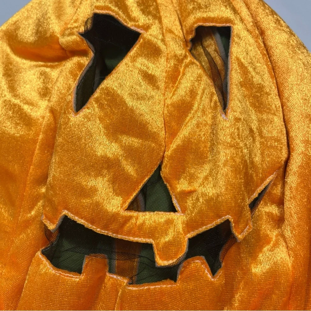 N/A pumpkin head