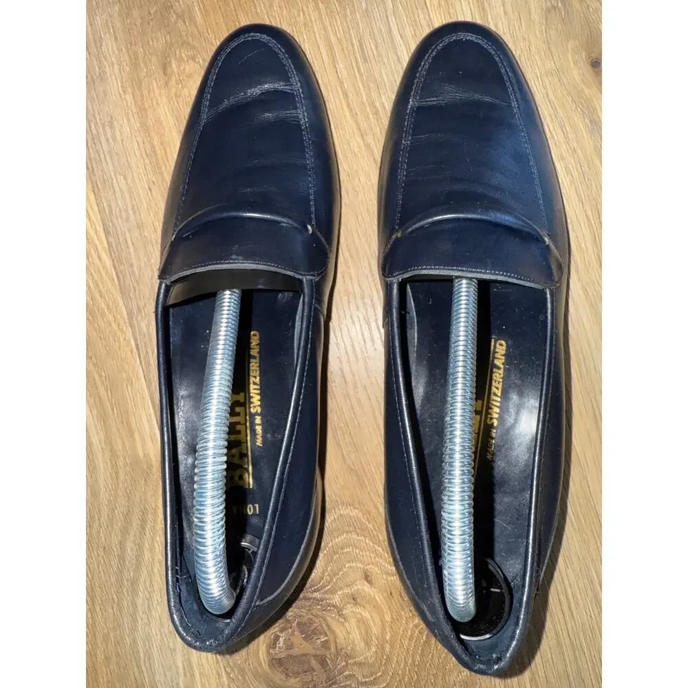 Vintage BALLY in SWITZERLAND Dark Blue Loma Slip-on Classic Loafers - size 8.5