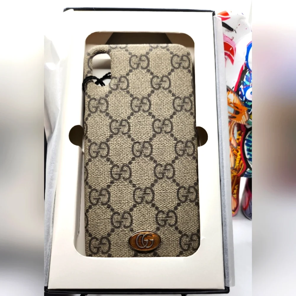 Gucci *nwt* phone