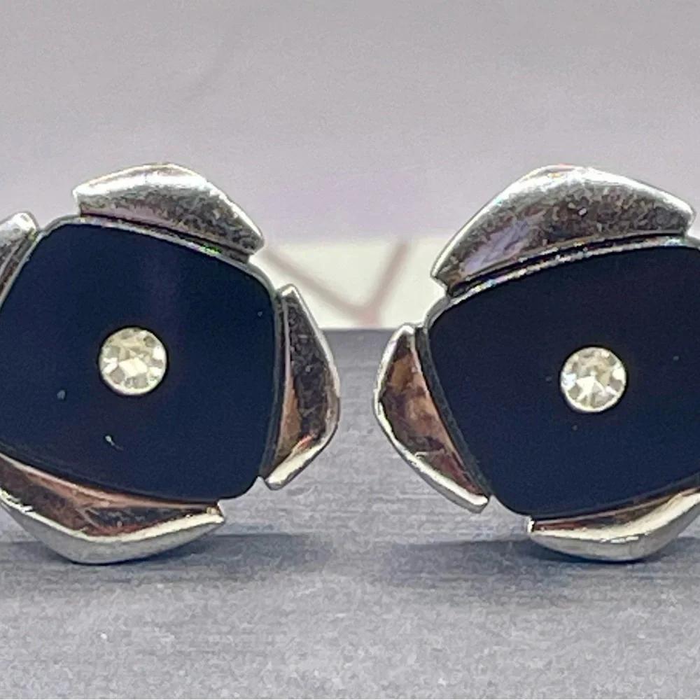 Hickok elegance crystal
