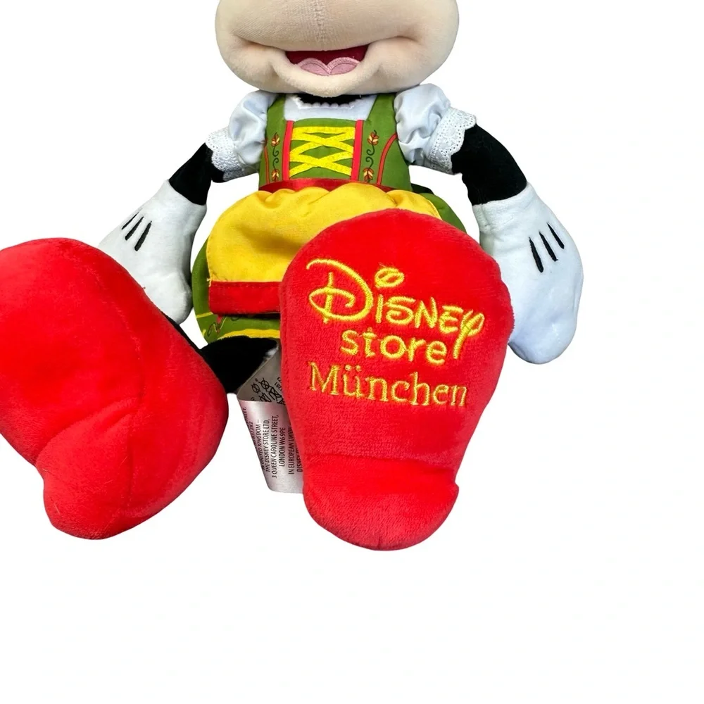 Disney store minnie