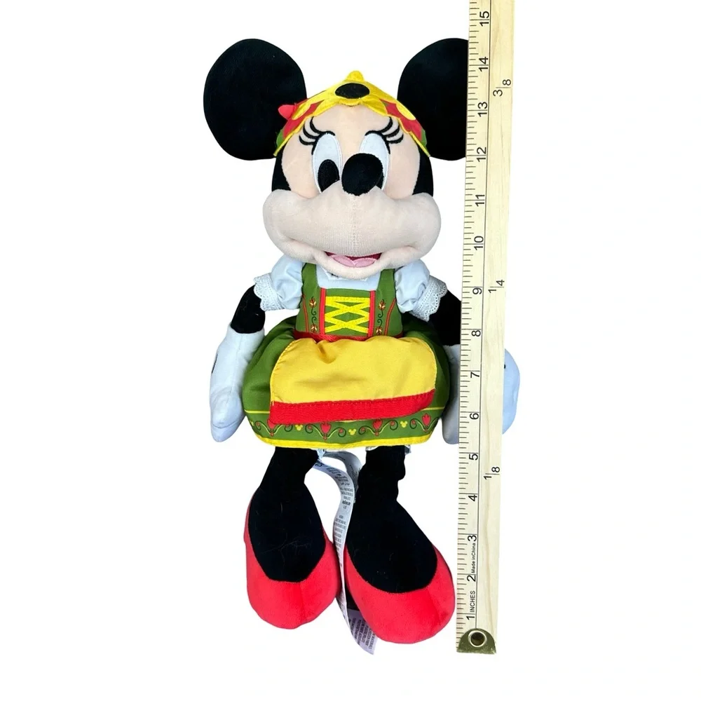 Disney store minnie