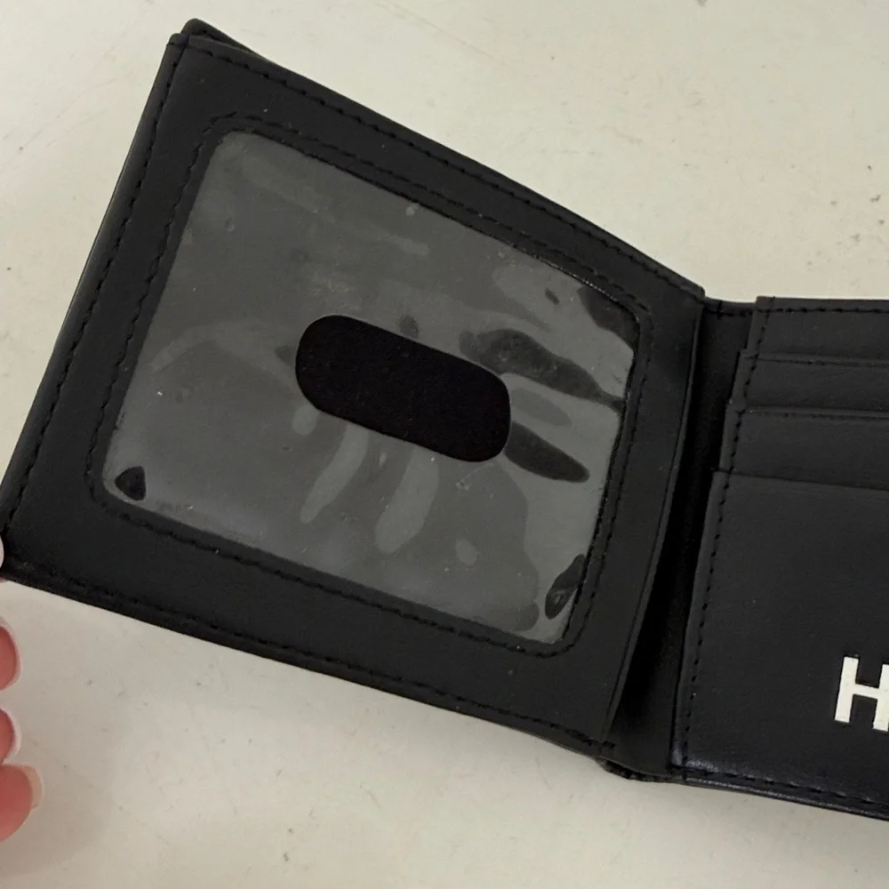 Hurley bi fold