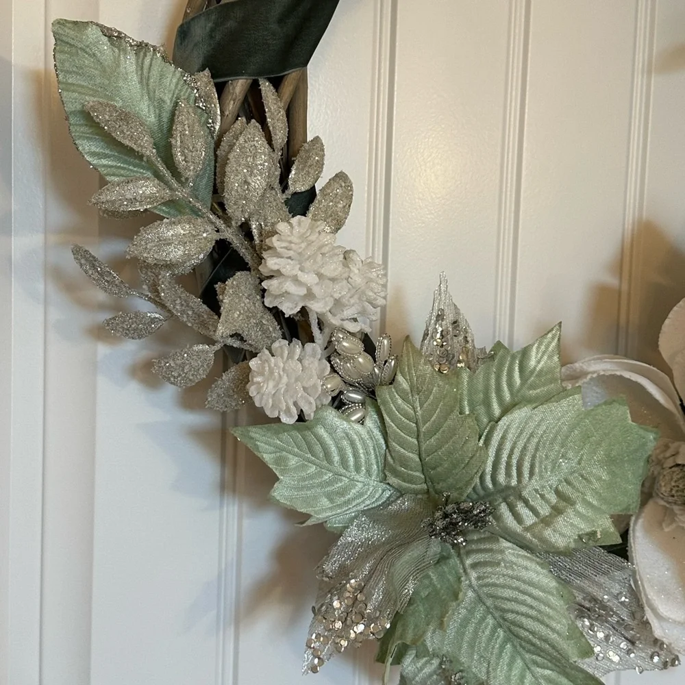 N/A green decor