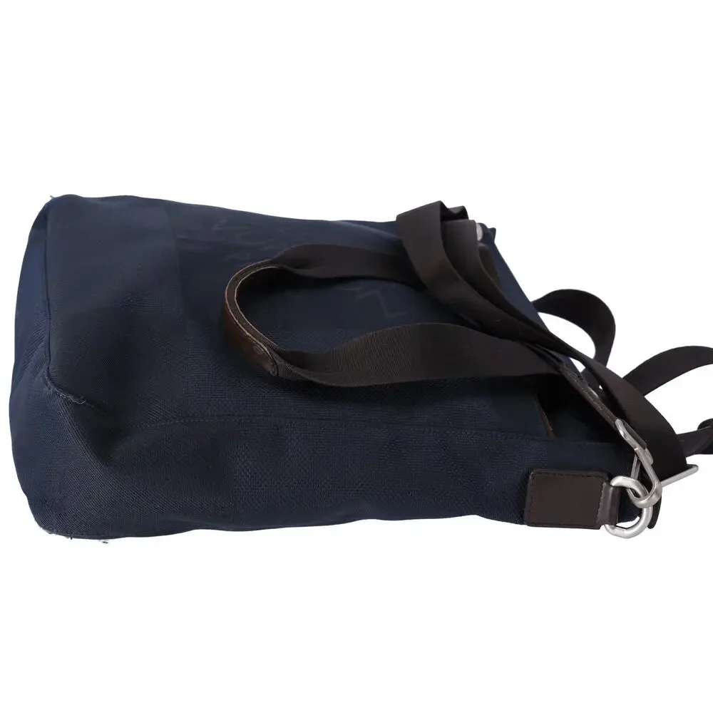 Louis Vuitton contidition good