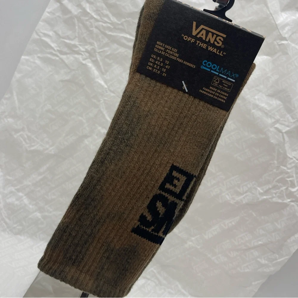 Vans socks features