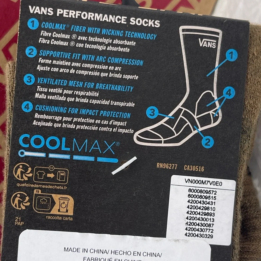 Vans socks features