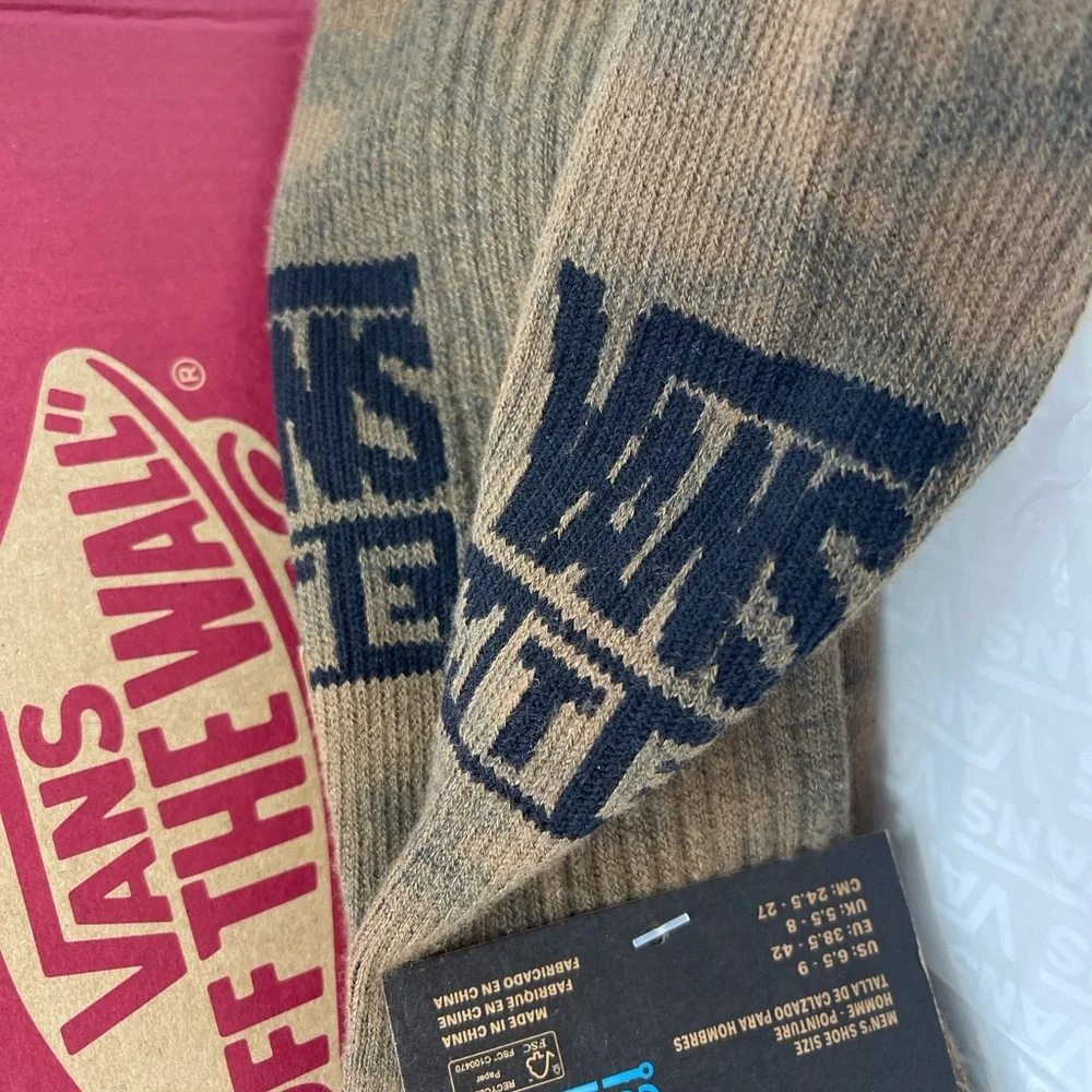 Vans socks features