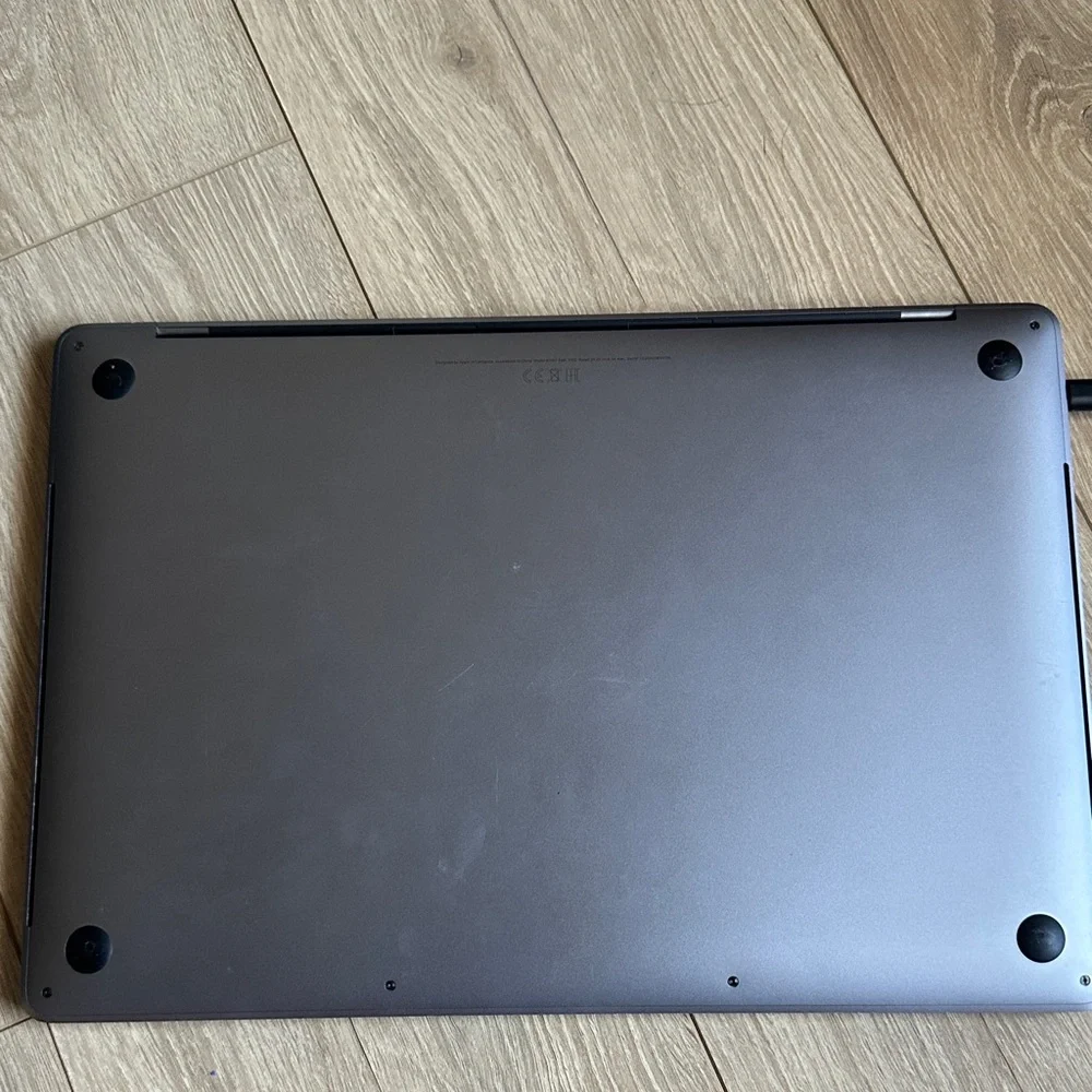 Apple MacBook Pro - 15-Inch 