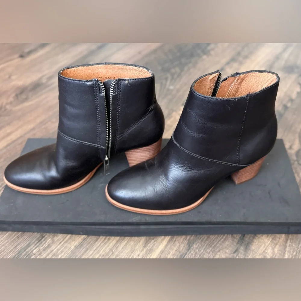 Madewell chic black
