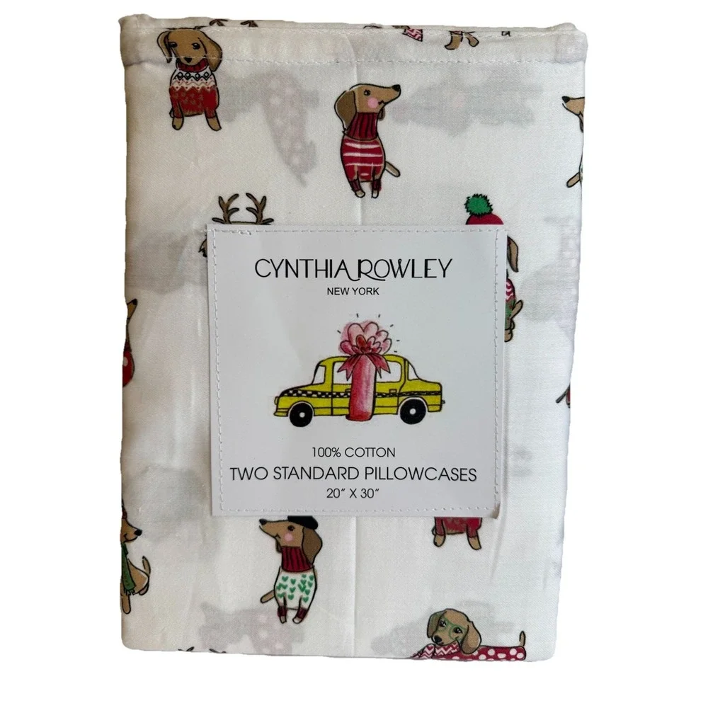 Cynthia Rowley 2 Pillowcase Set Holiday Dachshund Doxie Weiner Dog 100% Cotton