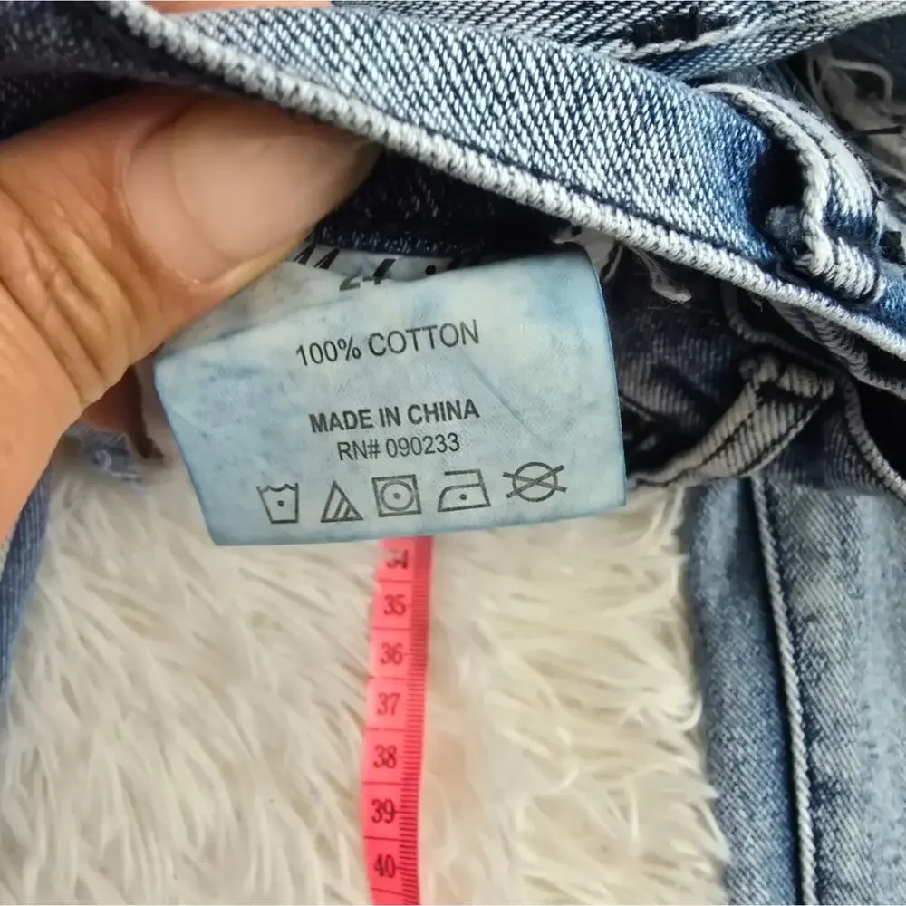 Brandy Melville Light Wash Distressed Skinny Jeans Women's 24