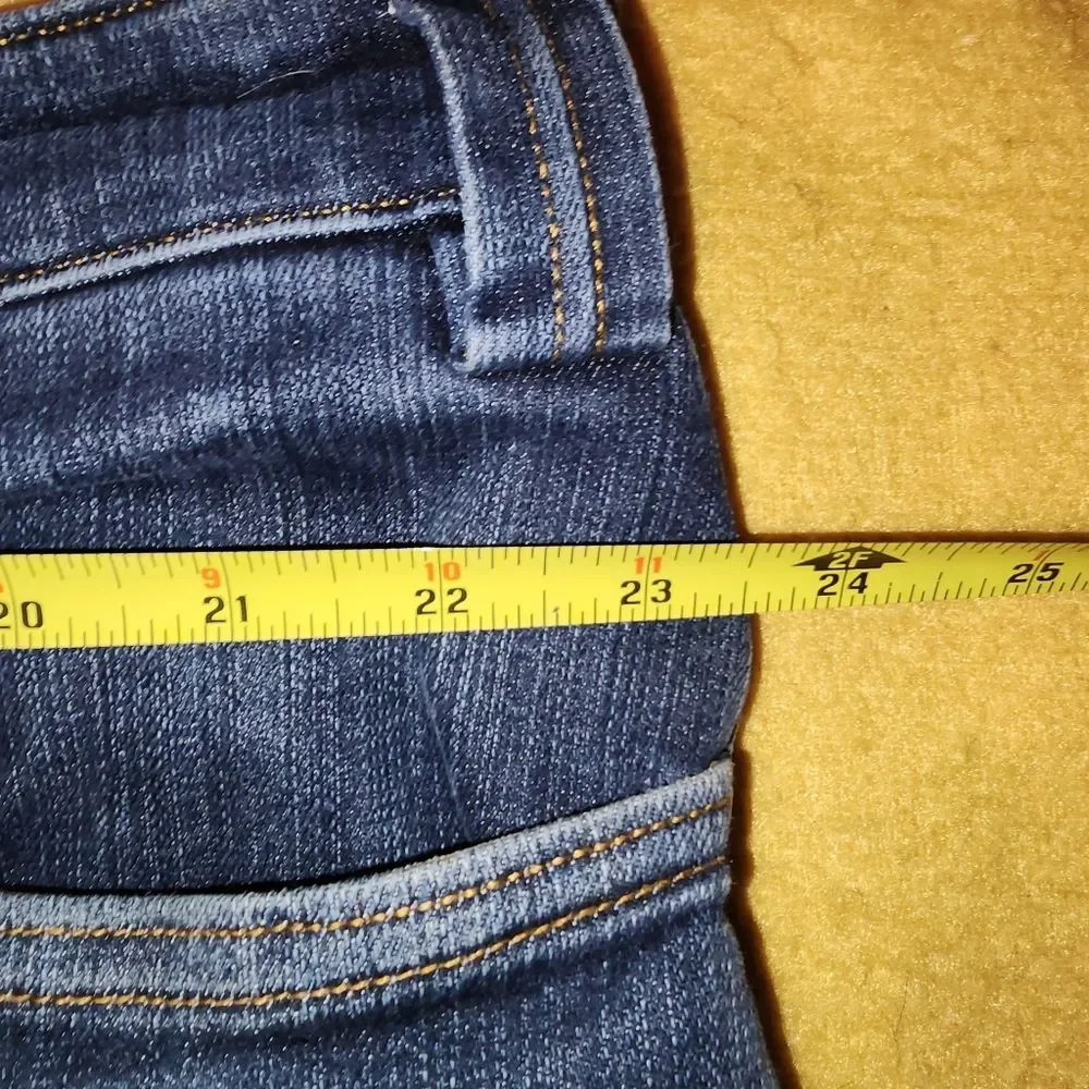 Duluth Trading Co preowned very