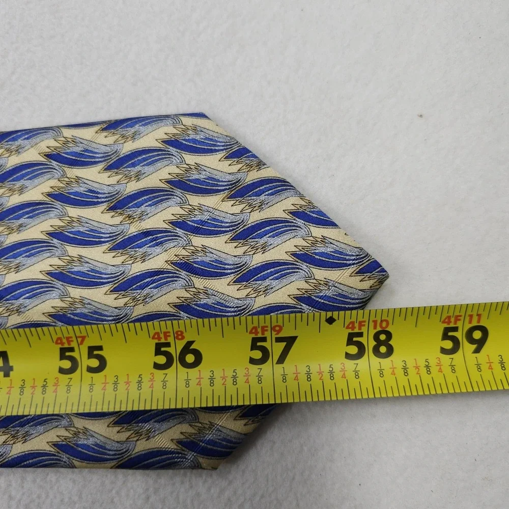 Valentino origin color review