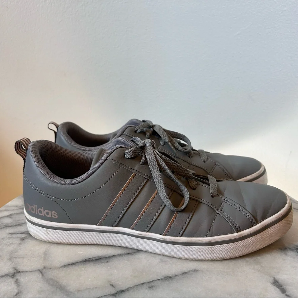adidas sneakers grey