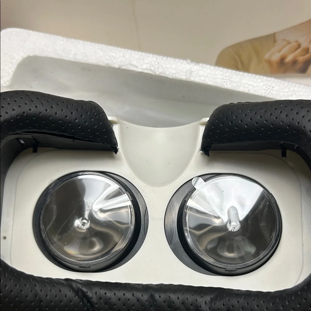 Smartphone Virtual reality glasses Elegiant VR Headset - Black and White