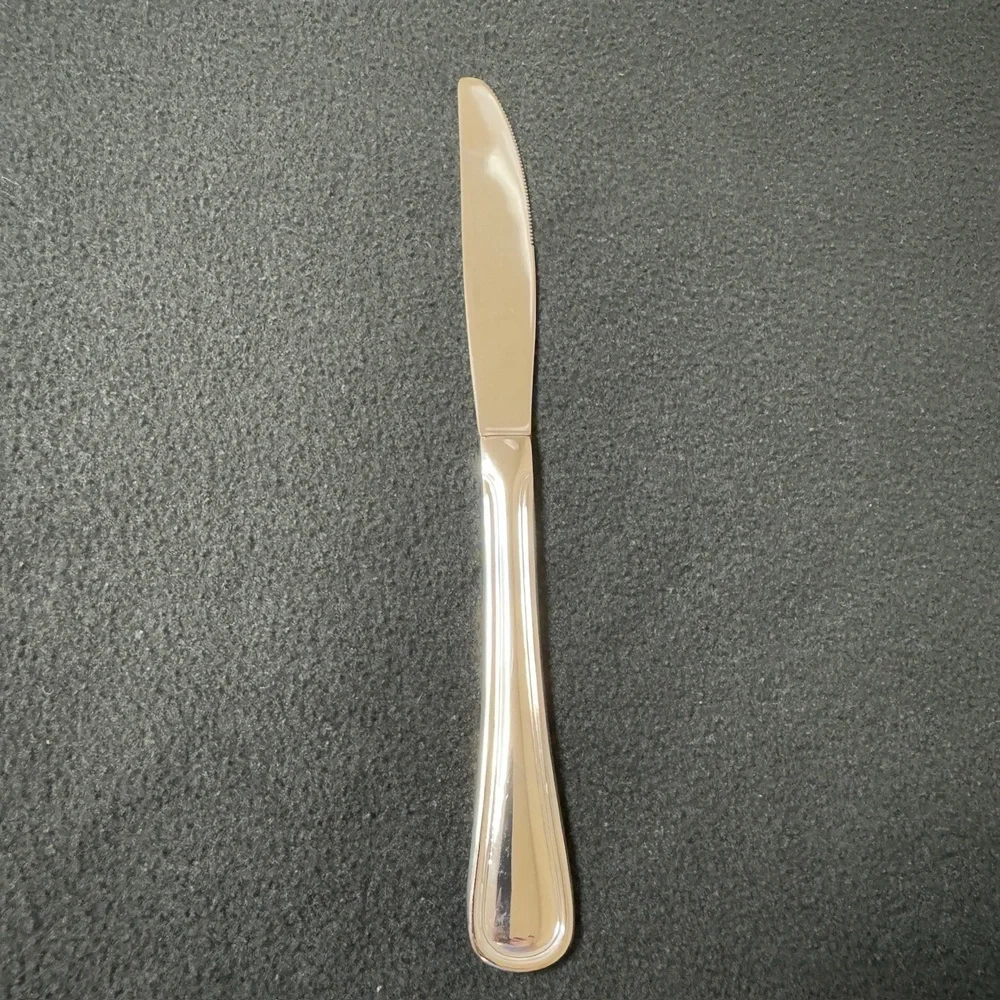 Oneida silver metallic
