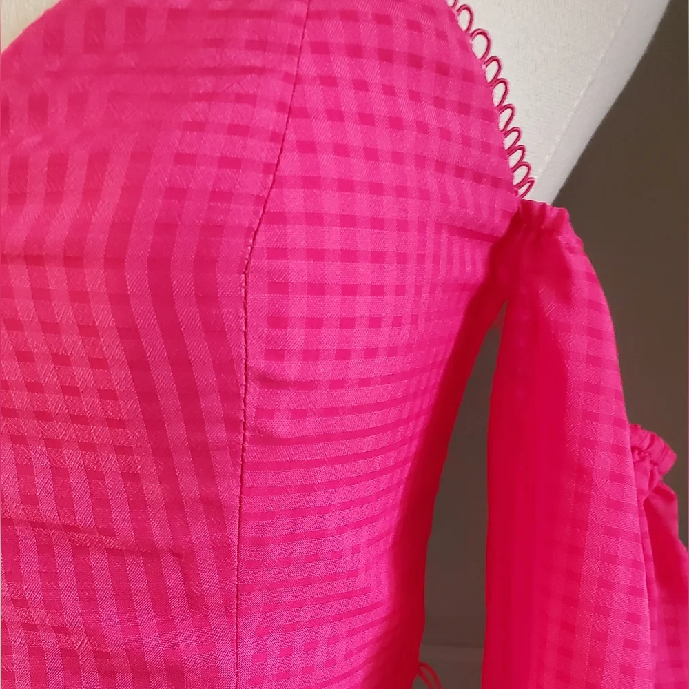 NBD Francis Crop long sleeved Corset top blouse in Fuchsia size XS **w/o sash**
