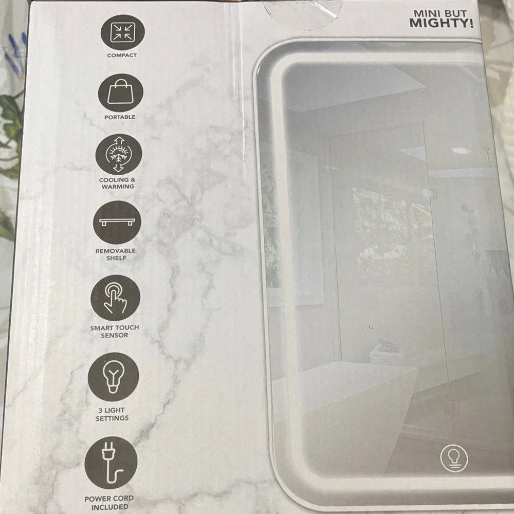 Olivia Rose LED Mirror Makeup Organizer - White